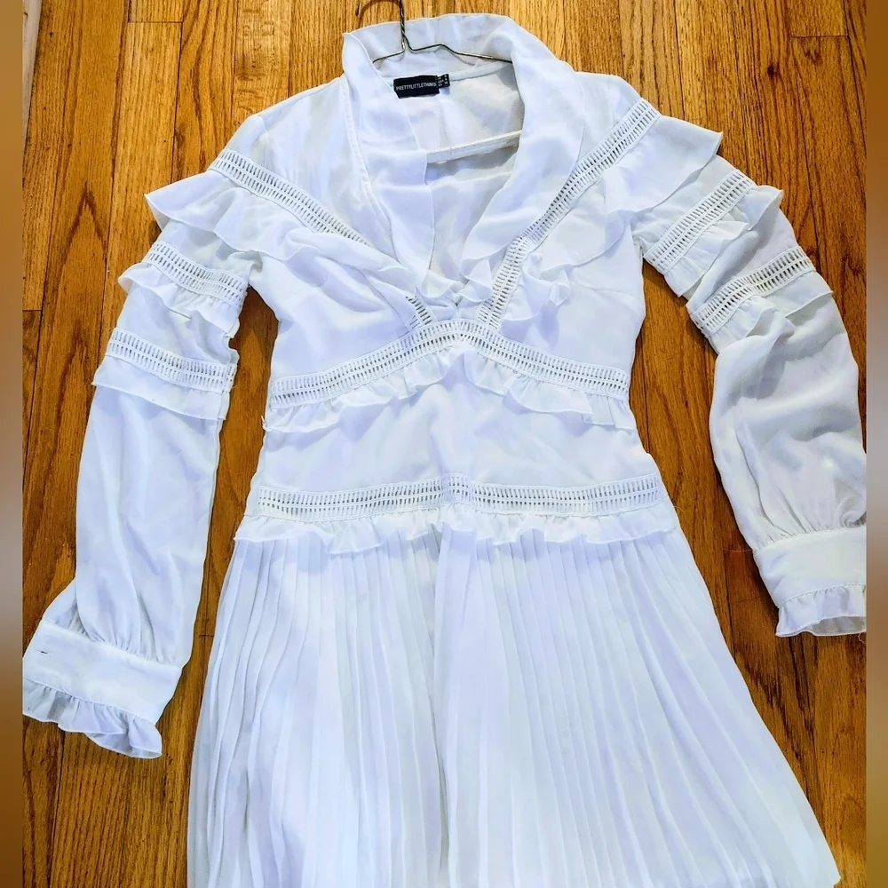 Romantic white dress NEW ruffled cutout details and pleated skirt. Shabby CHIC S - Picture 2 of 13